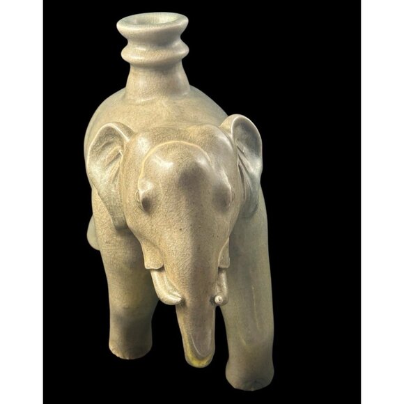 Vintage Thai Celadon Matte Gray Crackled Glaze Elephant Statue Large 8.5"x11"x5" - Picture 4 of 16